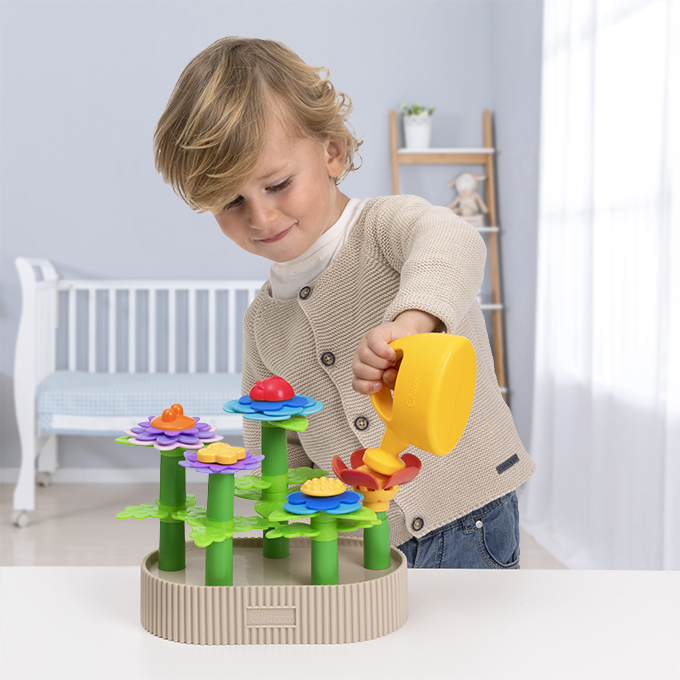Giochi montessoriani: cosa sono e come stimolano l'autonomia del bambino